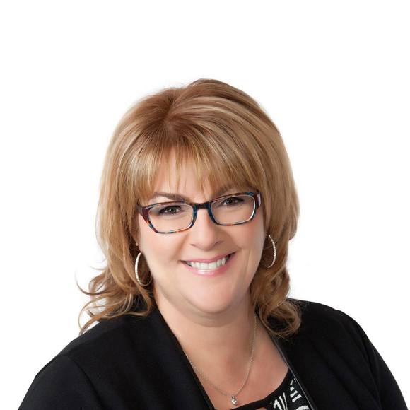 Meet your Posher, Sonia - Picture 1 of 1